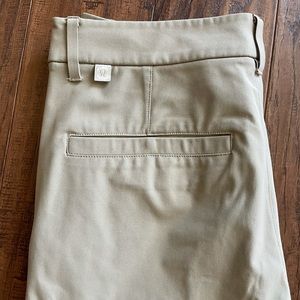 Lululemon Commission Pants Khaki 28/30